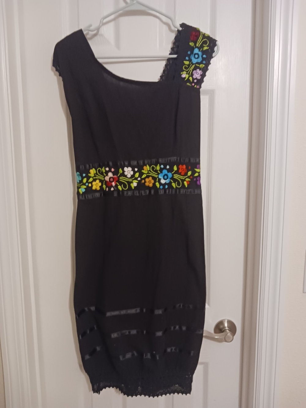 EmbroideredY2k  Midi Dress Black Colorful Cotton Tie Waist Small